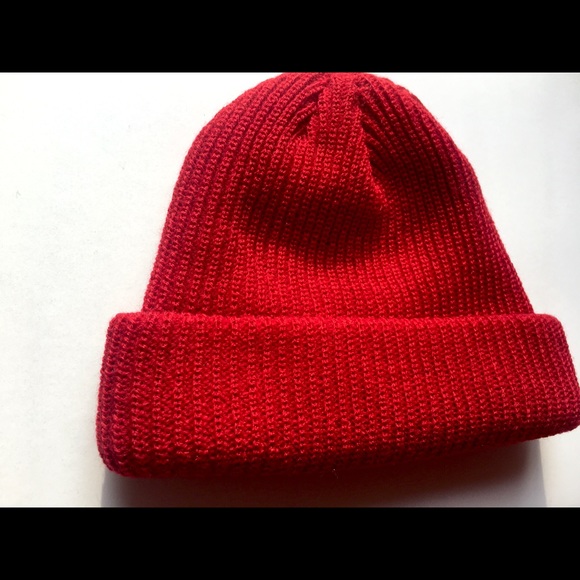 Maroon Cap Beanie - Unisex - Picture 3 of 3